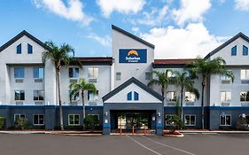 OYO Townhouse Orlando West